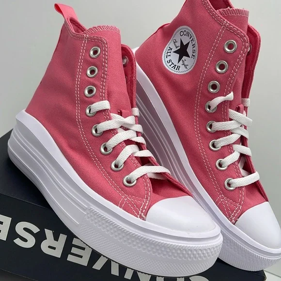 Converse WMNS High-Top Sneakers with Platform Sole A12302C CTAS MOVE HI
SNEAKY P - Picture 6 of 16